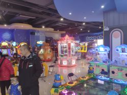 -Lucky Star幸运星&一同潮玩(友阿国际广场店)