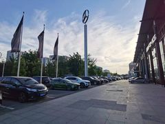 -奔驰利星行(北京花乡店)