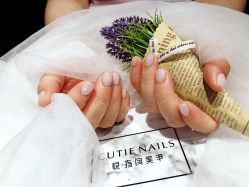 -悦指间美甲美睫