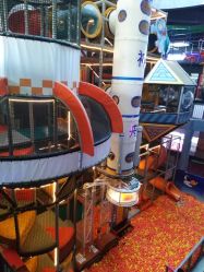 -嗨翻Hi-Fun竞技主题乐园·蹦床团建生日聚会(五棵松华熙店)