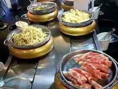 -汤响自助回转火锅百汇(乐峰广场店)