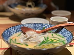 -荣家黄鱼面(前滩太古里店)