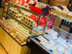 面包甜点陈列柜-85度C(苏州石路店)