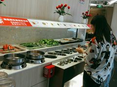 自助调料区-海底捞火锅(奥体南路店)
