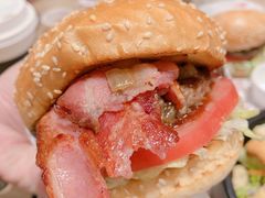 -The Habit Burger Grill 哈比特汉堡(爱琴海店)