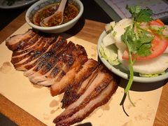 -大头虾越式风味餐厅(光明广场店)