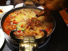 -万重锦·人文川菜馆(骡马市店)