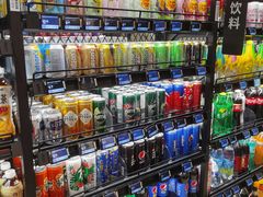 零售区-盒马鲜生(丁香国际店)