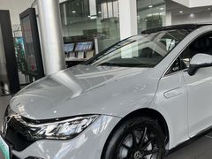 -宁波之星奔驰4S店(海曙店)