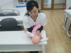 -爱月宝月嫂·育儿嫂(哈尔滨总店)