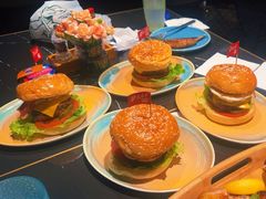 -DEEP·深美式餐吧(五棵松华熙LIVE店)