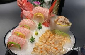 Dongxing Parrotfish and Abalone Platter