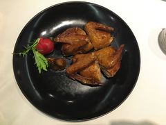烤乳鸽-汤城小厨•粤菜•靓汤(金宝街店)