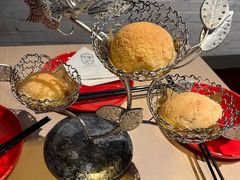 霸王酥皮叉烧包-避风塘(宝山万达店)