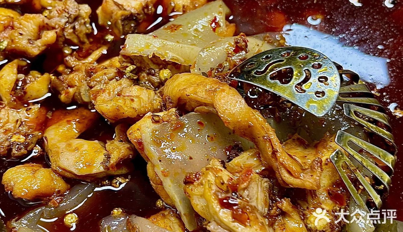 雄起中和兔！！不愧是你！成都最🔥的🐰火锅！！