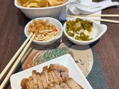 -丽丽三鲜螺蛳粉(田林路店)