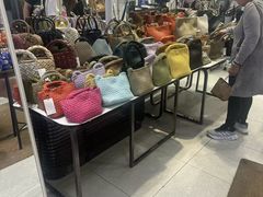 -王权免税店(廊曼机场店)