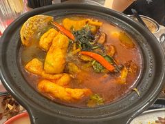 -老表记广西宵夜螺蛳鸭脚煲(东盟店)
