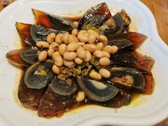 酱黄豆皮蛋-粤仔湾砂锅粥(广益哥伦布店)