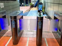 -奥冠体育华师附中恒温游泳馆