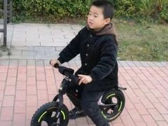-八爪矩阵极限运动馆·儿童平衡车·感统训练(南海子公园校区)
