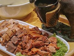 -乔家小院•非遗驴肉•本地小海鲜(滨河路店)