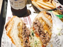 -The Habit Burger Grill 哈比特汉堡(复兴soho店)