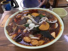 -不起眼麻辣烫凉皮店