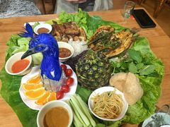 -沐毫傣泐云南菜孔雀宴•手抓饭傣味烧烤(曼听公园店)