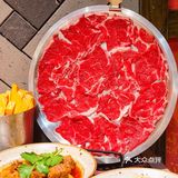 武汉首家烧菜火锅｜享火锅烧菜雪冰三重快乐！