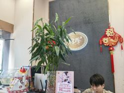 点击看大图 -侗秀养发•头疗