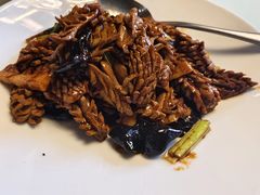 -聚友斋(陶瓷琉璃馆水晶街店)