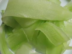 -洪氏嗨捞·广东猪肚鸡·椰子鸡火锅(西咸万象城店)