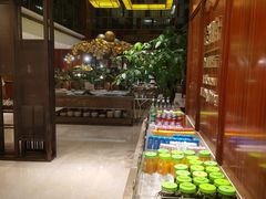 -南湖名都·景湖轩全日制餐厅·海鲜自助·东南亚风味·临湖而食