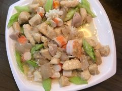 -绿岛酒楼(小海地店)