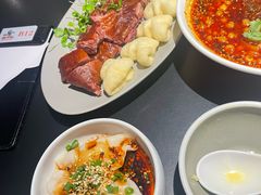 -麻六记(凤凰汇店)
