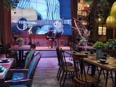 -临界音乐酒馆·小龙虾·江湖菜(华熙LIVE·鱼洞店)