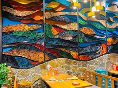 -老滇山寨•云南特色菜•地方菜•民族风情歌舞表演(金碧店)