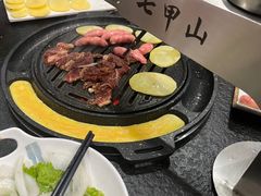 -七甲山烤肉(长白山奇石山珍根艺一条街店)