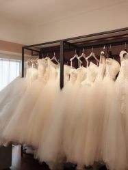 点击看大图 -拉瑞娜LaReine婚纱礼服高级定制