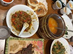 -黄泥岗·地道湖北菜(奥特莱斯店)