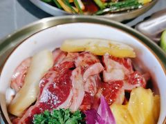 -围炉肉舍丹东海鲜烤肉·烤活鳗(步行街店)