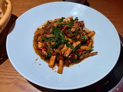 -吃饭皇帝大土家民族菜(荟聚店)