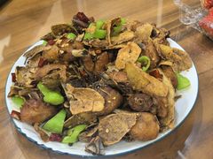 -美顺香食府鱼头老店(雪野湖店)