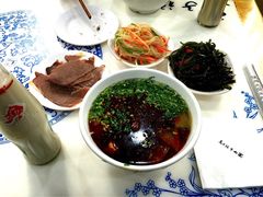 牛肉面加小菜-马子禄牛肉面(金宝街店)