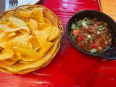 餐前玉米片-Pistolera Mexican Cantina女枪手墨西哥餐厅(碧云路店)