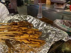 -何师烧烤·香辣蟹·川菜·30年老品牌(太古里旗舰店)