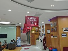 -雅悦齿科(顾村公园店)