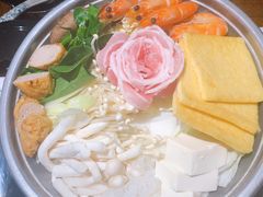 -山川小町·极番烧肉(新地假日广场店)