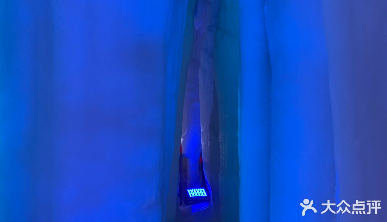 世界最大的冰洞群